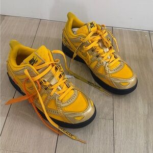 OFF- WHITE x Air Rubber Dunk 'University Gold'